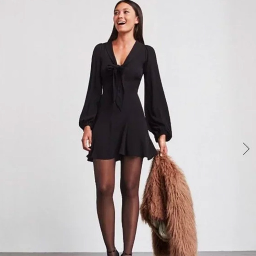 Elegant Black Long Sleeve Dress